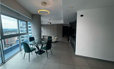 ALQUILER DE APARTAMENTO EN AVENIDA BALBOA PH YACHT CLUB 154m2 JP