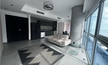 ALQUILER DE APARTAMENTO EN AVENIDA BALBOA PH YACHT CLUB 154m2 JP