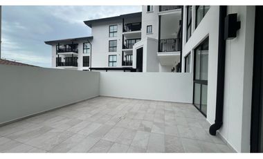 Alquiler apartamento en Village Residences