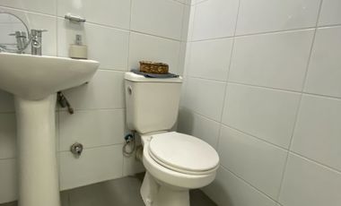 OPORTUNIDAD OFICINA CON ESTACIONAMIENTO MORANDE