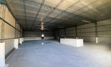 LOCAL GALPÓN EN ALQUILER IDEAL MAYORISTAS PINAMAR