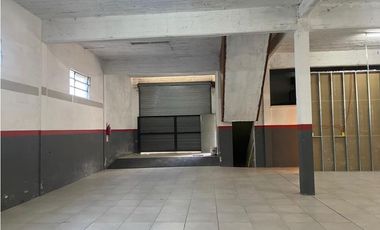 LOCAL GALPÓN EN ALQUILER IDEAL MAYORISTAS PINAMAR