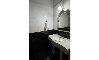 ALQUILER CASA EN CALLE MARIANO MORENO1028