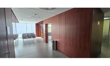 SE ARRIENDA CONSULTORIO