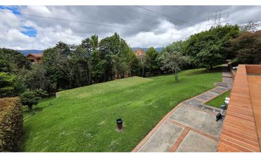 ARRIENDO APARTAMENTO EN BALCONES DE LINDARAJA CERROS DE SUBA (IC)