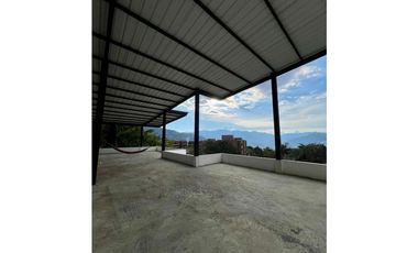 ARRIENDO HERMOSO LOCAL EN ENVIGADO - QUINTA DEL PALMAR