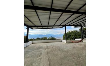 ARRIENDO HERMOSO LOCAL EN ENVIGADO - QUINTA DEL PALMAR