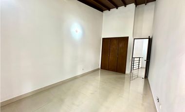 Hermosa casa en renta - Loma de los benedictinos