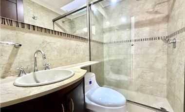 Hermosa casa en renta - Loma de los benedictinos