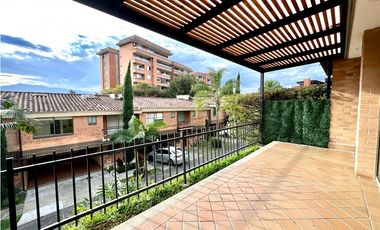 Hermosa casa en renta - Loma de los benedictinos