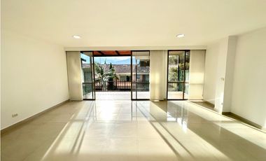 Hermosa casa en renta - Loma de los benedictinos