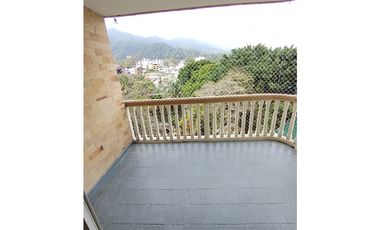 ARRIENDO APARTAMENTO TORREON DEL CENTENARIO PISO 4