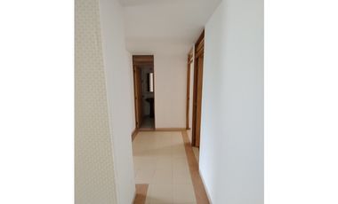 ARRIENDO APARTAMENTO TORREON DEL CENTENARIO PISO 4