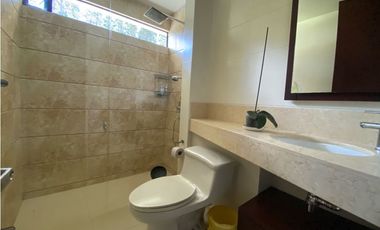 VENDO HERMOSA CASA EN CAJICA.