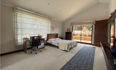 VENDO HERMOSA CASA EN CAJICA.