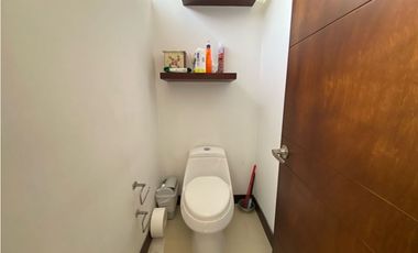 VENDO HERMOSA CASA EN CAJICA.