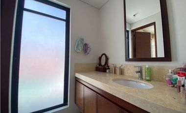 VENDO HERMOSA CASA EN CAJICA.