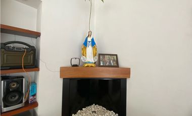 VENDO HERMOSA CASA EN CAJICA.