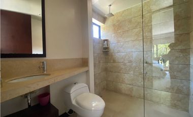 VENDO HERMOSA CASA EN CAJICA.