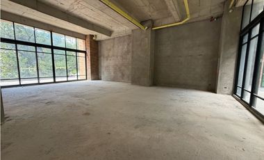 LOCAL PARA ARRIENDO EN EL POBLADO, SECTOR LAS LOMAS CERCA A PROVENZA