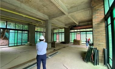 ESPECTACULAR LOCAL NUEVO PARA ARRIENDO EN EL POBLADO CERCA A PROVENZA