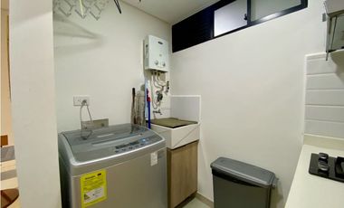 SE RENTA APARTAESTUDIO AMOBLADO - SECTOR PORTAL DEL QUINDO