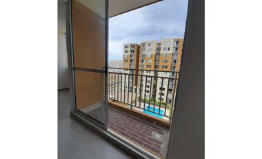 SE ARRIENDA APARTAMENTO EDF. NIZA (LAS AMERICAS)