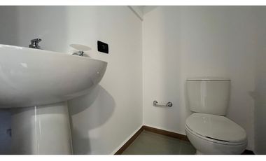 SE VENDE HERMOSA CASA PARA ESTRENAR SECTOR CERRITOS-UKUMARI PEREIRA