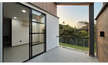 SE VENDE HERMOSA CASA PARA ESTRENAR SECTOR CERRITOS-UKUMARI PEREIRA