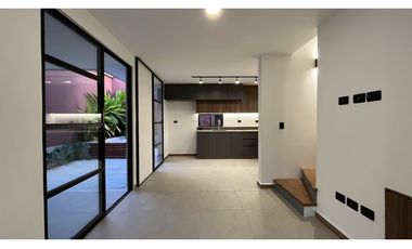 SE VENDE HERMOSA CASA PARA ESTRENAR SECTOR CERRITOS-UKUMARI PEREIRA