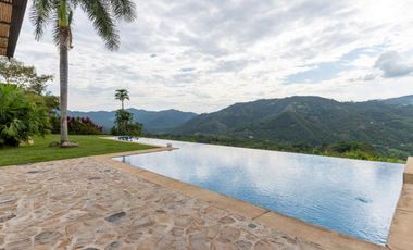 SE ARRIENDA X NOCHE CASA EN MESA DE YEGUAS