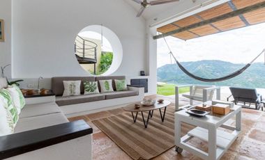 SE ARRIENDA X NOCHE CASA EN MESA DE YEGUAS