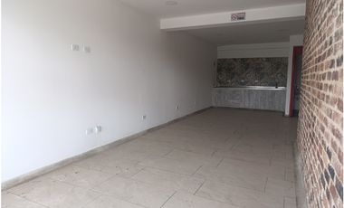 Arriendo local comercial en La Ceja- punto estrátegico.