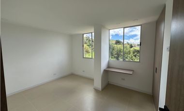 Arriendo apartamento en unidad cerrada en La Ceja
