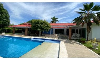 VENTA DE CASA CAMPESTRE EN CONJUNTO CERRADO PALMA VERDE - MONTERIA