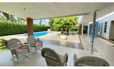 VENTA DE CASA CAMPESTRE EN CONJUNTO CERRADO PALMA VERDE - MONTERIA