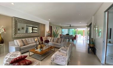 VENTA DE CASA CAMPESTRE EN CONJUNTO CERRADO PALMA VERDE - MONTERIA