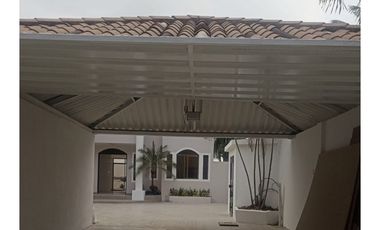 Samborondón, Hermosa Casa en Venta y Renta, 600m2