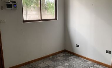 Casa en Arriendo en Condominio Los Queltehues