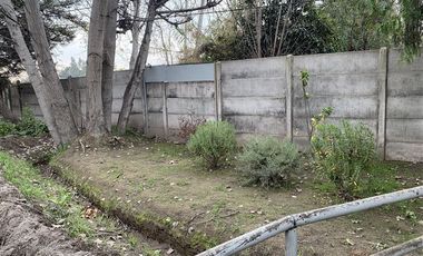 Casa en Arriendo en Condominio Los Queltehues