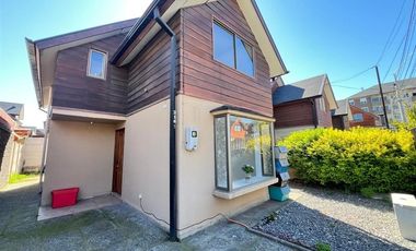 Casa en Venta en 32 y medio oriente B 2167 Las Rastras IV