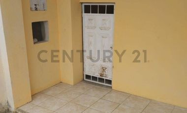 Hermosa casa en venta en Ciudad jardin, Montecristi