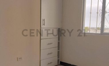 Hermosa casa en venta en Ciudad jardin, Montecristi