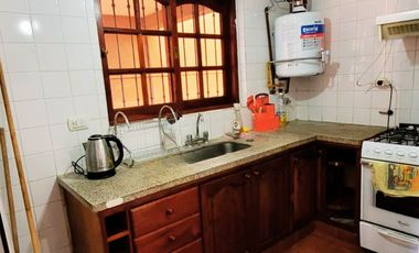 Casa en venta c/ cochera en Palpalá