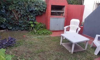 Casa PH en venta en Bernal Centro