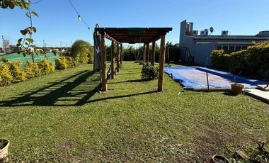 Casa quinta en venta de 1m2 ubicado en Colonia Benítez