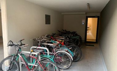 EXCELENTE UBICACIÓN EN SANTIAGO V. MACKENNA/AV. MATTA