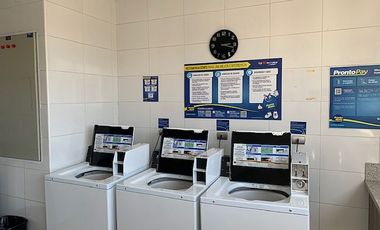 DEPARTAMENTO METRO MONEDA