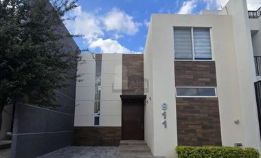 Casa en Venta en Fraccionamiento Loretta II