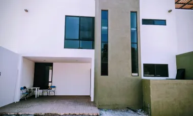 Casa en venta en Oaxtepec Centro, Yautepec, Morelos